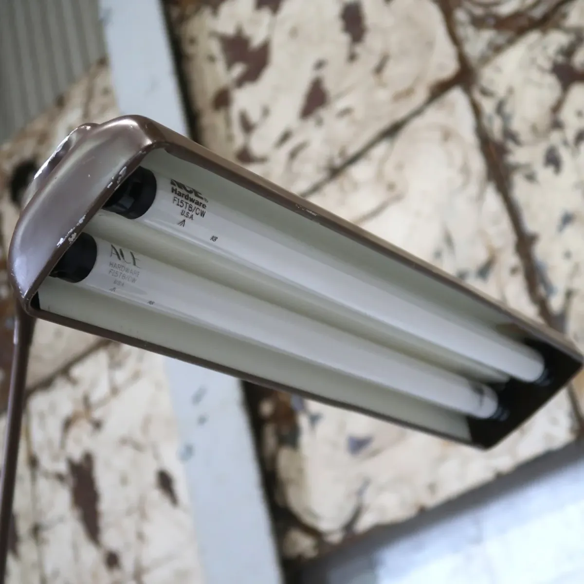 Swivelier ビンテージ インダストリアル マシンランプ