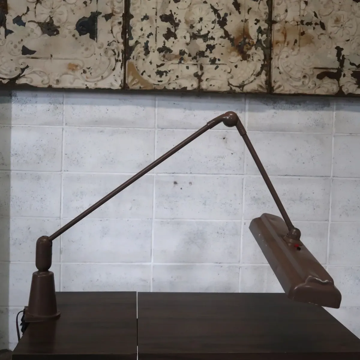 Swivelier ビンテージ インダストリアル マシンランプ