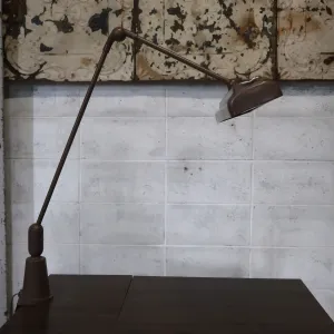 Swivelier ビンテージ インダストリアル マシンランプ