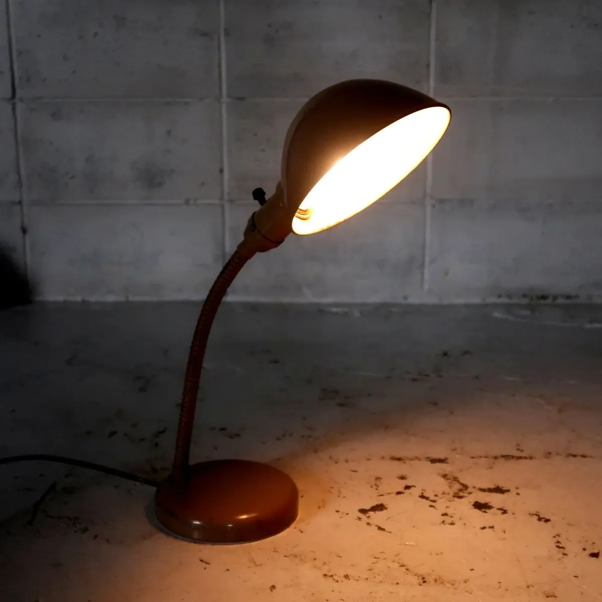 ビンテージ インダストリアル デスクランプ