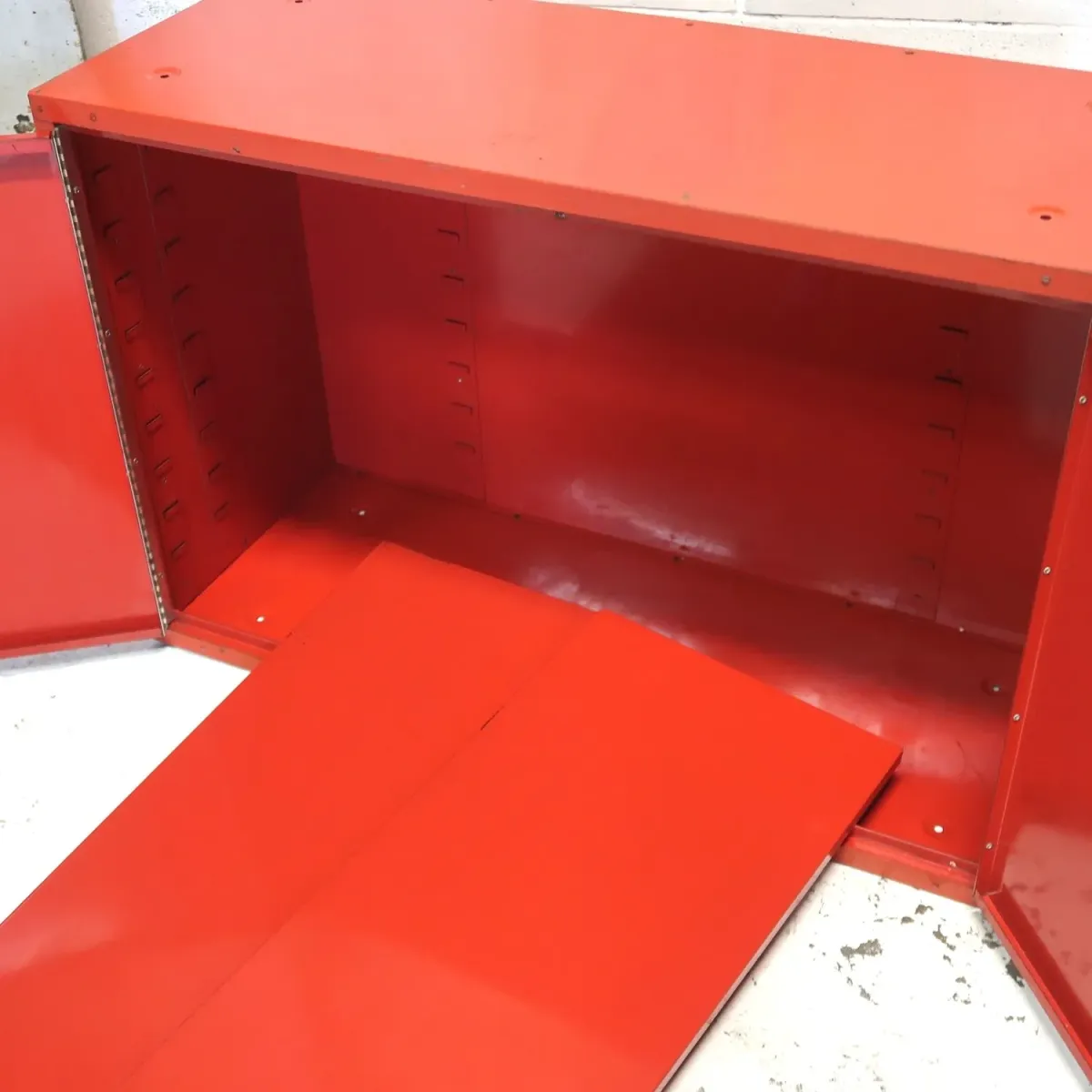 Mighty Auto Parts ビンテージ パーツキャビネット