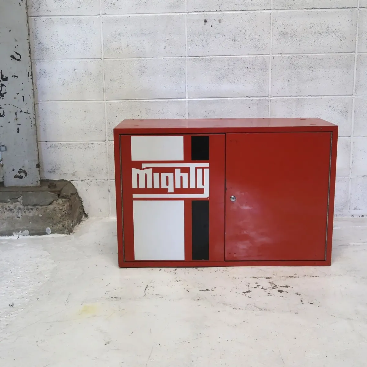 Mighty Auto Parts ビンテージ パーツキャビネット