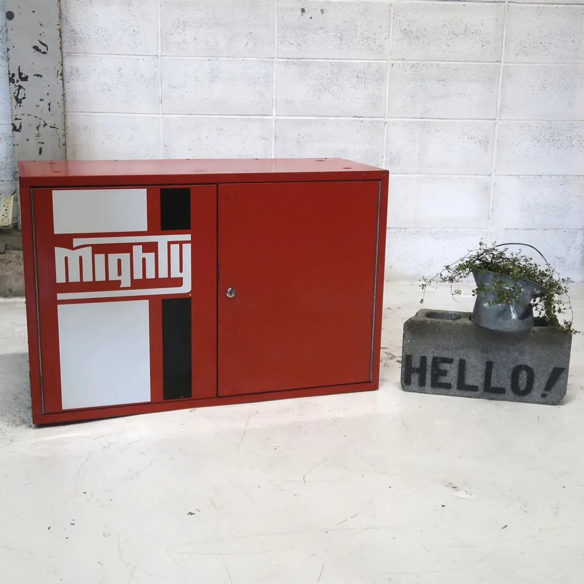 Mighty Auto Parts ビンテージ パーツキャビネット