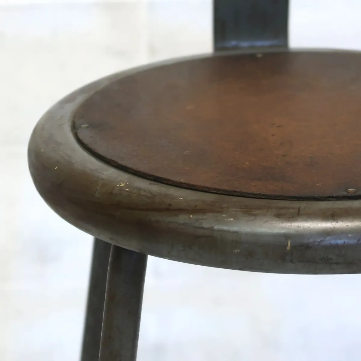 ビンテージ インダストリアル メタルスツール