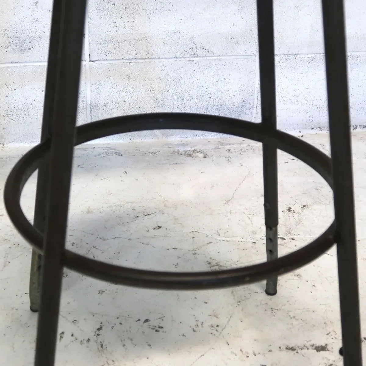 ビンテージ インダストリアル メタルスツール