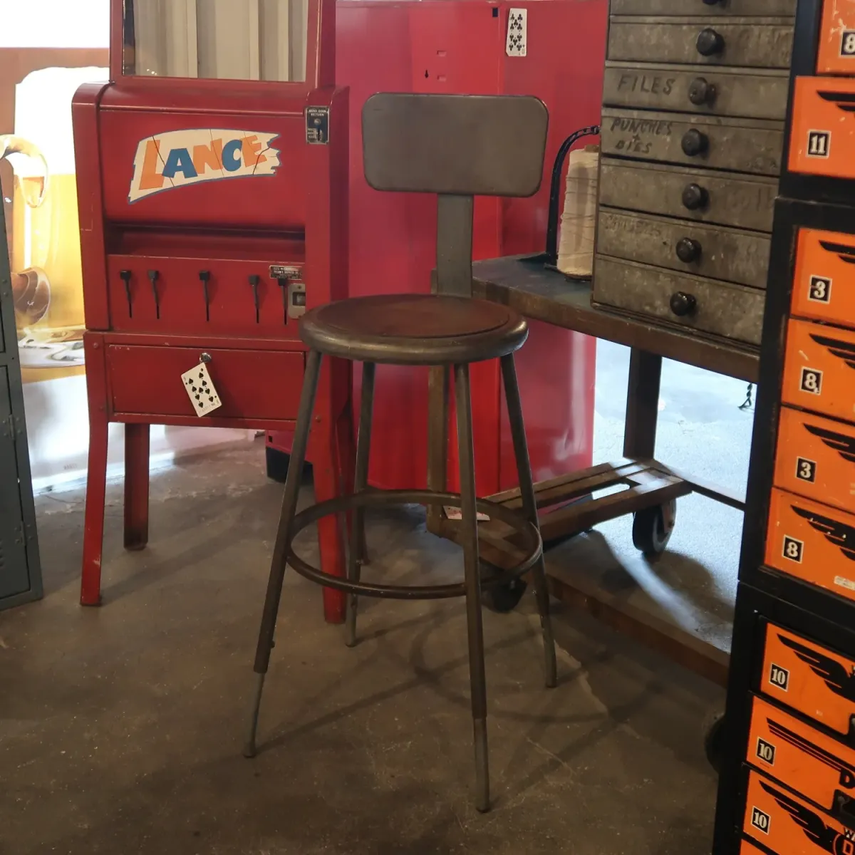 ビンテージ インダストリアル メタルスツール