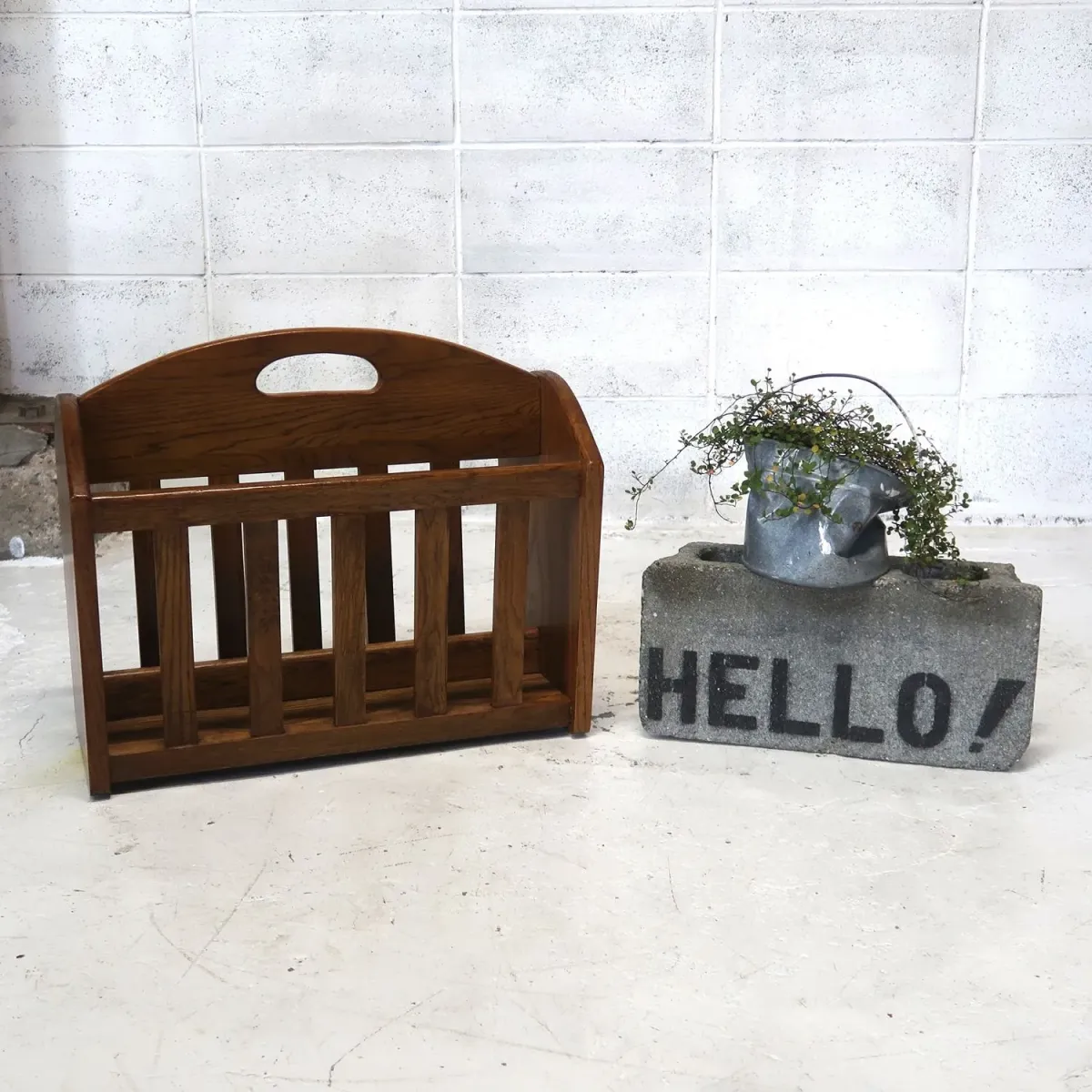 アンティーク ウッド マガジンラック