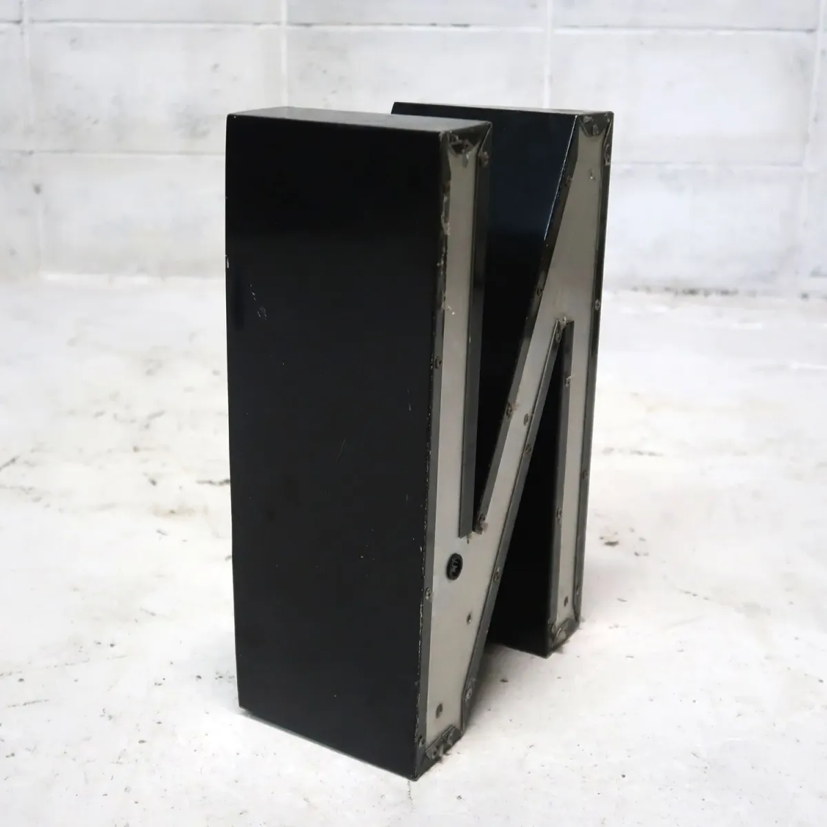 ビンテージ レターサイン N