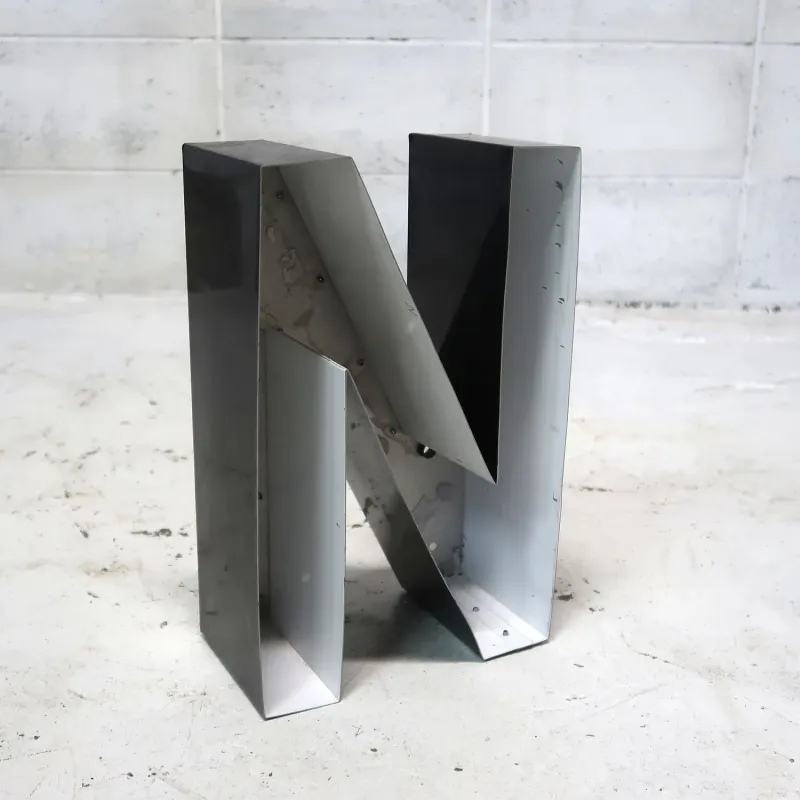 ビンテージ レターサイン N