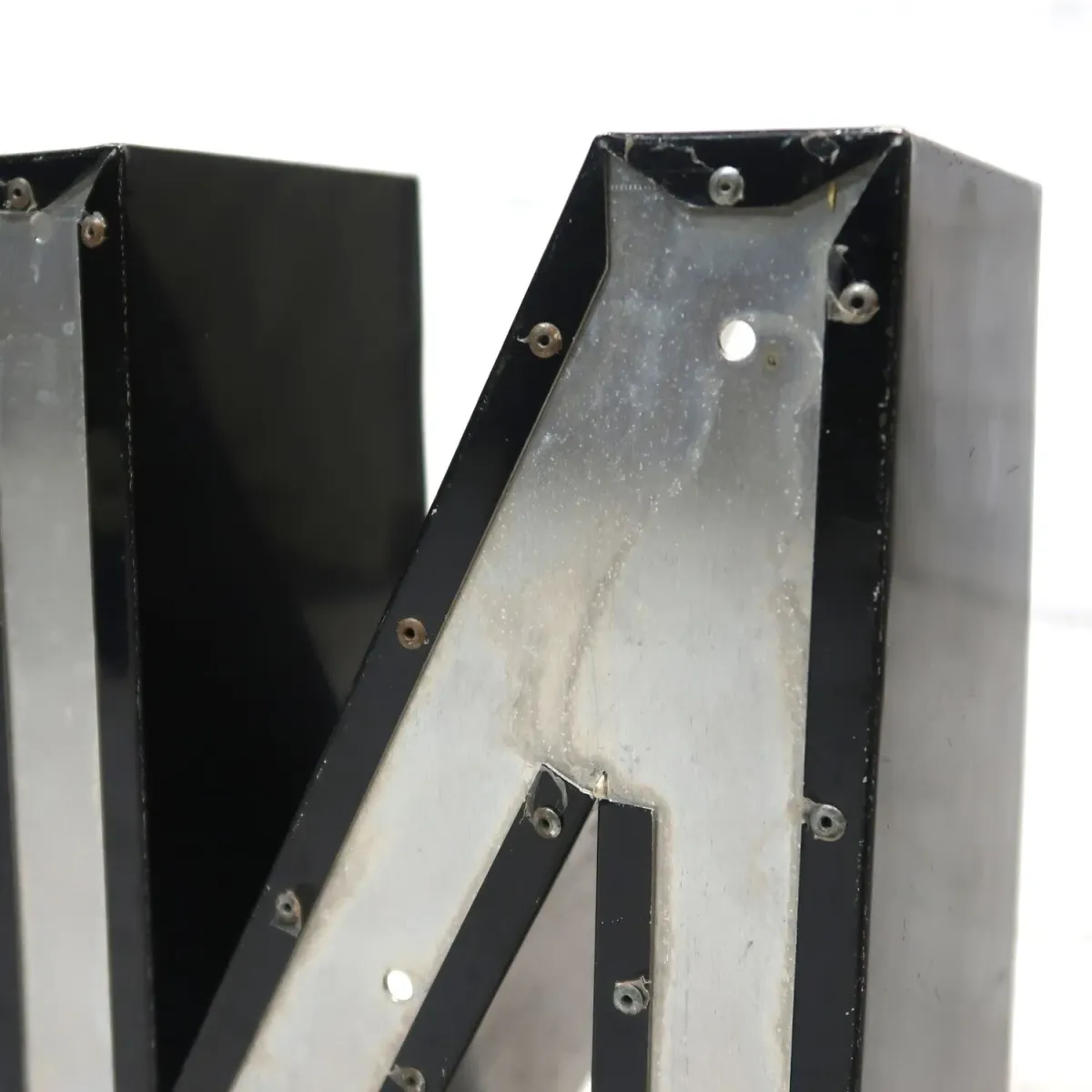 ビンテージ レターサイン N