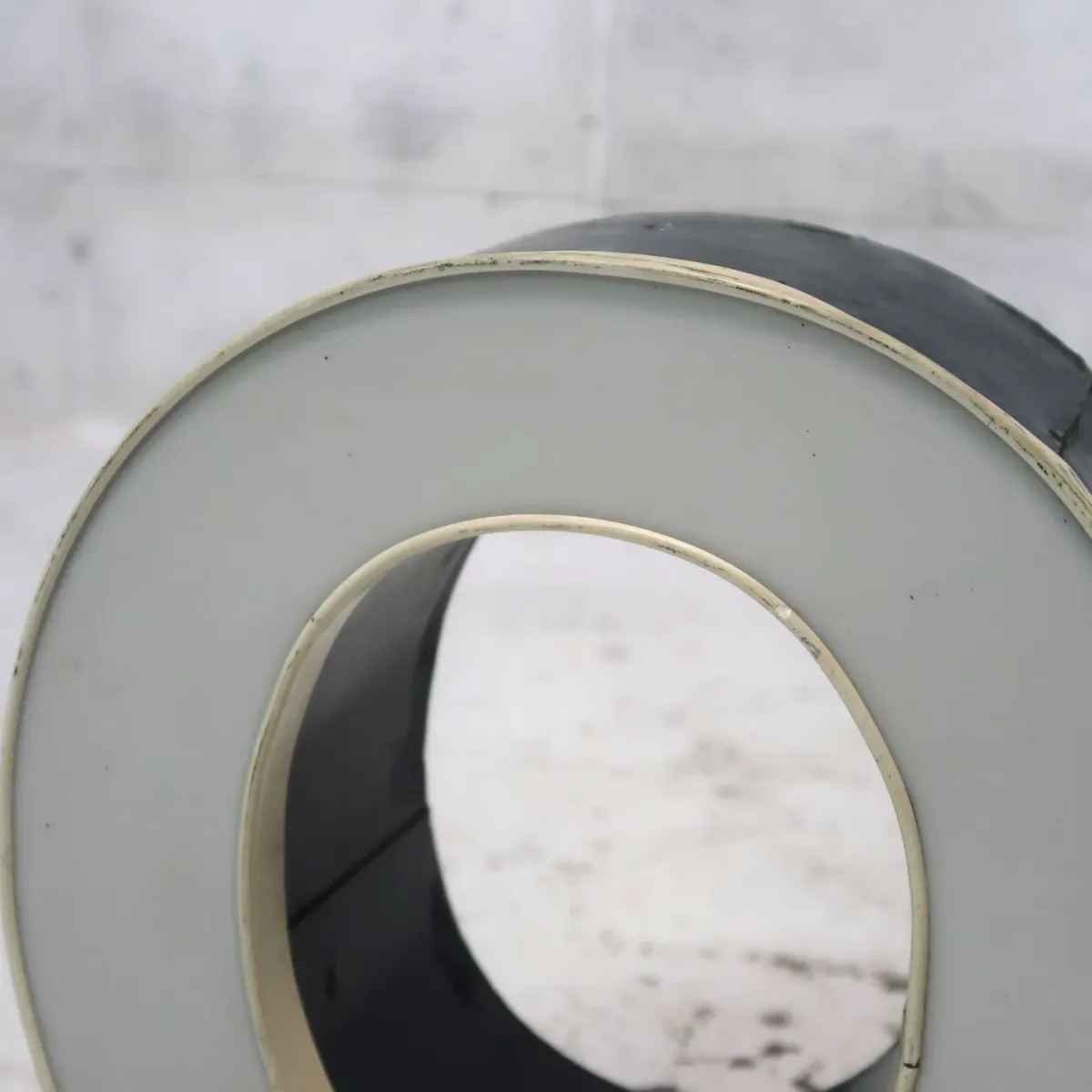 ビンテージ レターサイン O