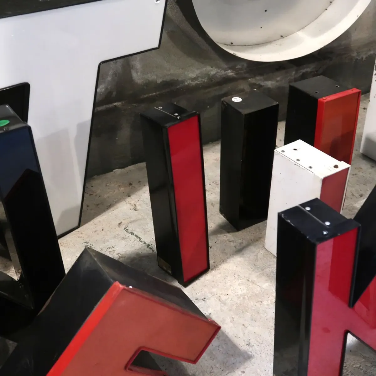 ビンテージ レターサイン I