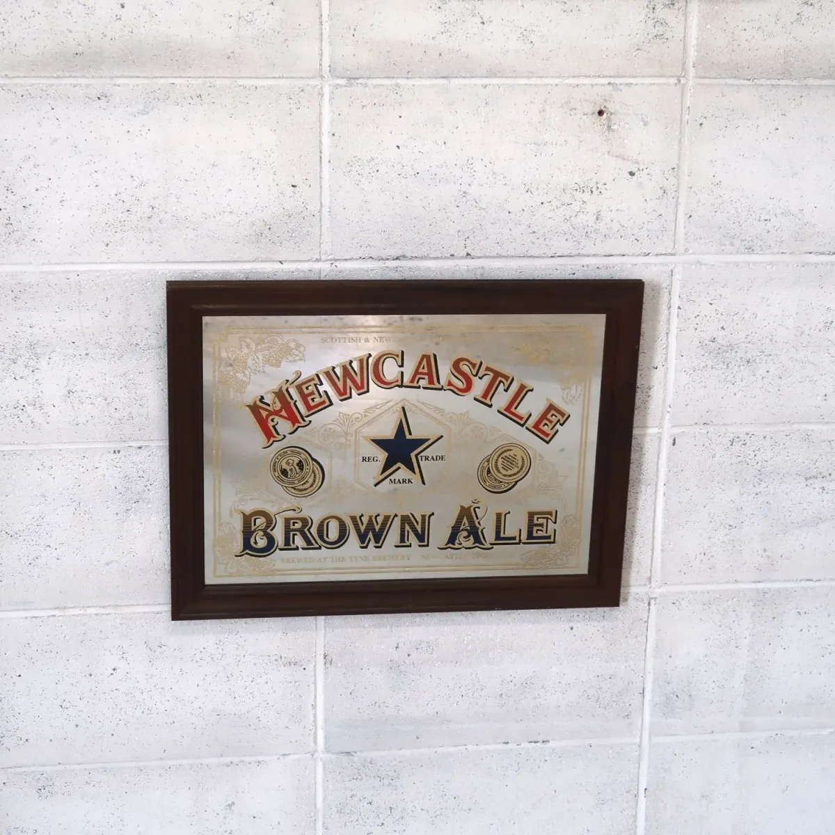 NEWCASTLE ビンテージ パブミラー