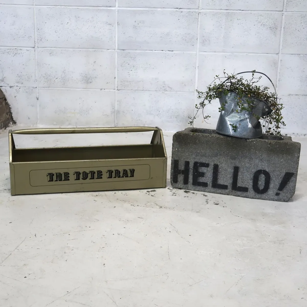 ビンテージ メタル ツールトート