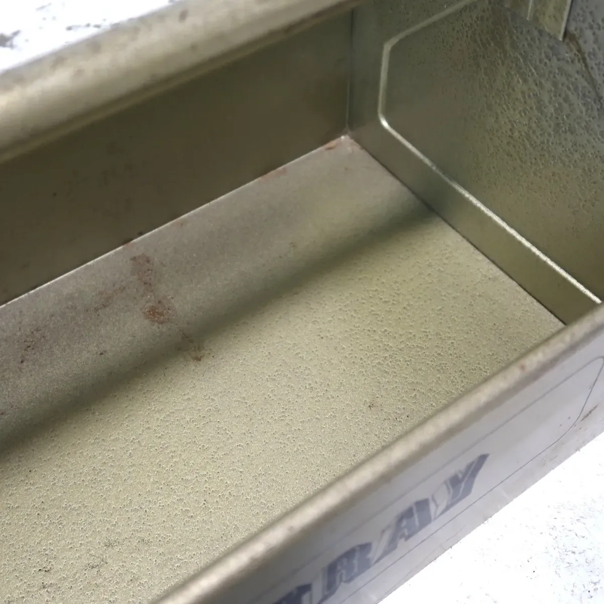 ビンテージ メタル ツールトート