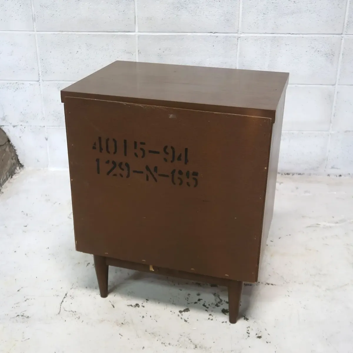 アンティーク ナイトスタンド