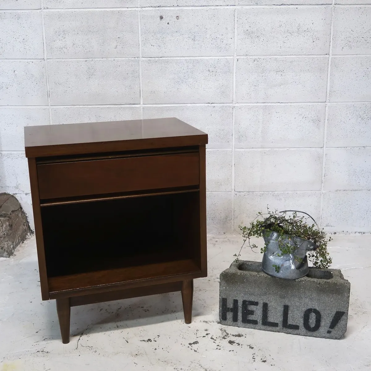 アンティーク ナイトスタンド