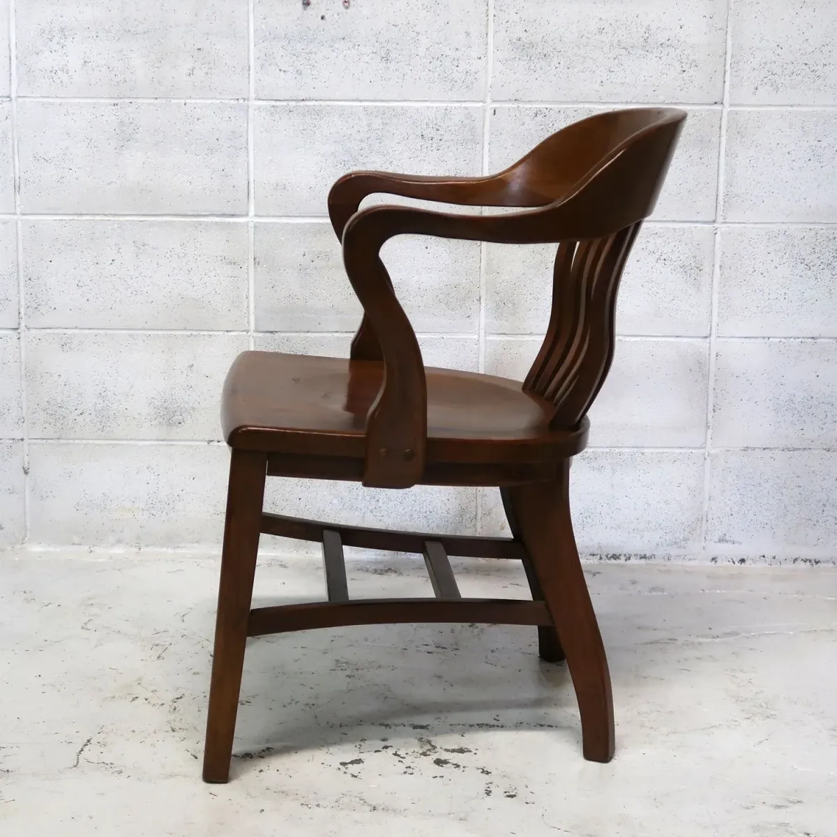 アンティーク ウッド アームチェア