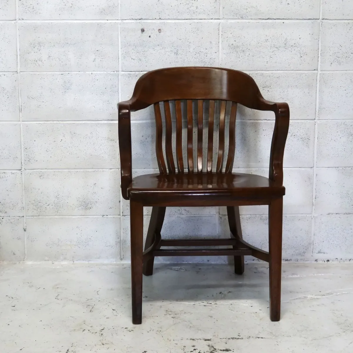 アンティーク ウッド アームチェア