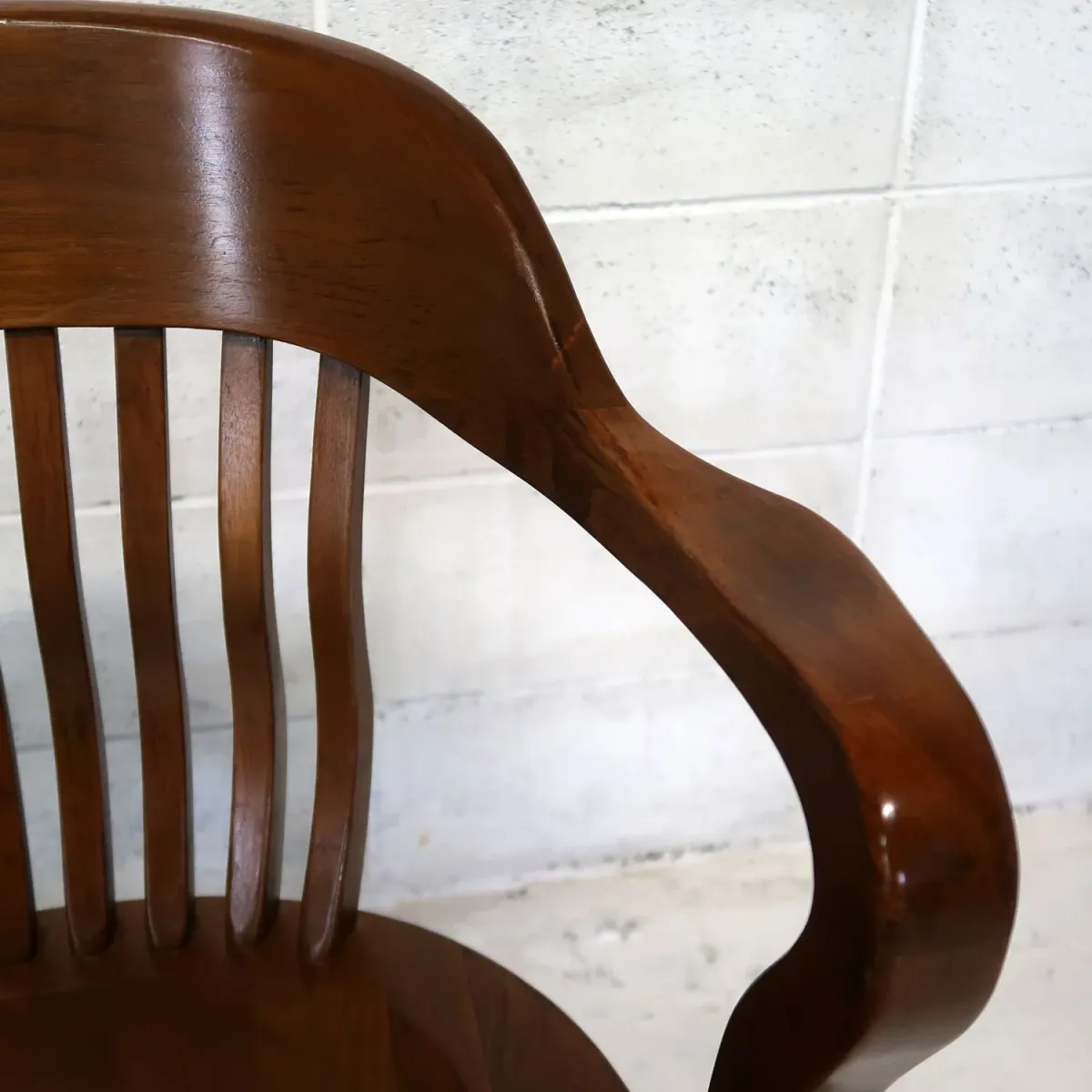 アンティーク ウッド アームチェア