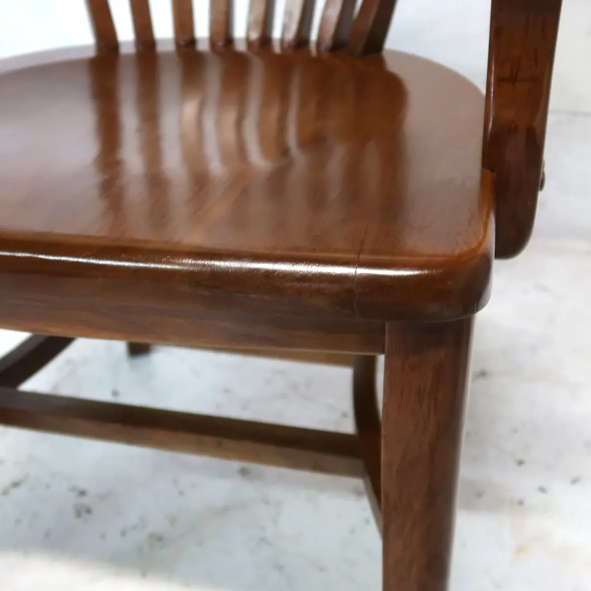 アンティーク ウッド アームチェア