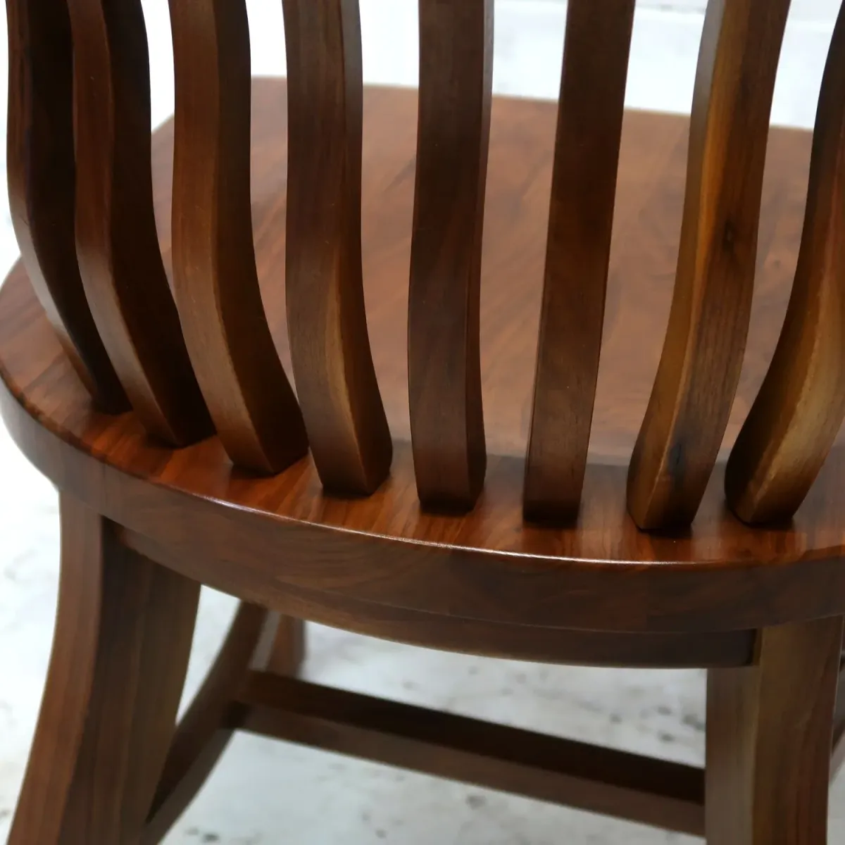 アンティーク ウッド アームチェア