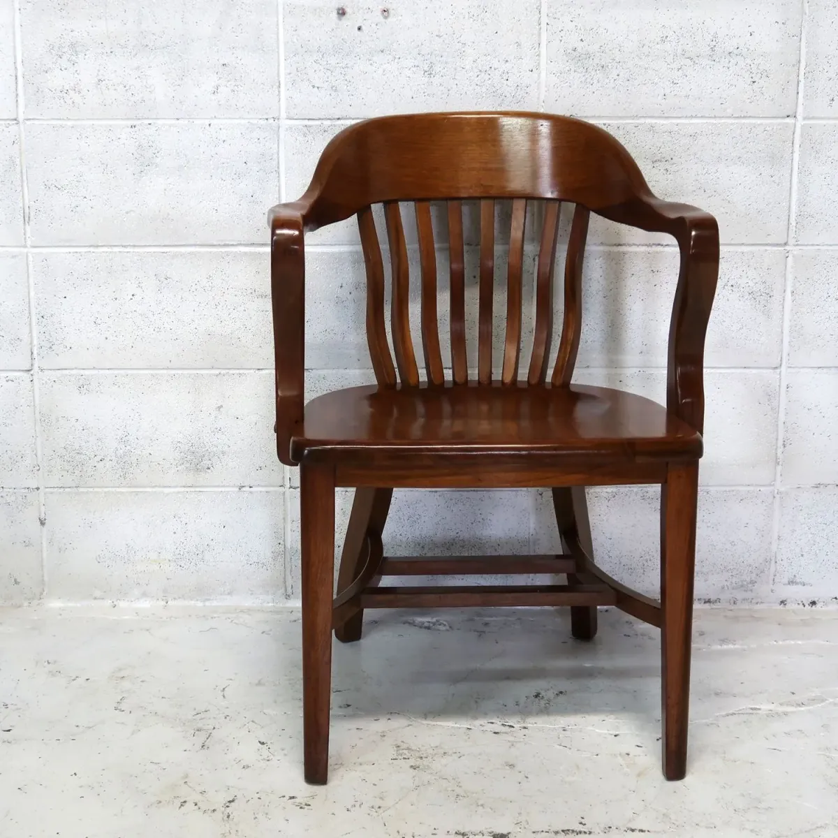 アンティーク ウッド アームチェア