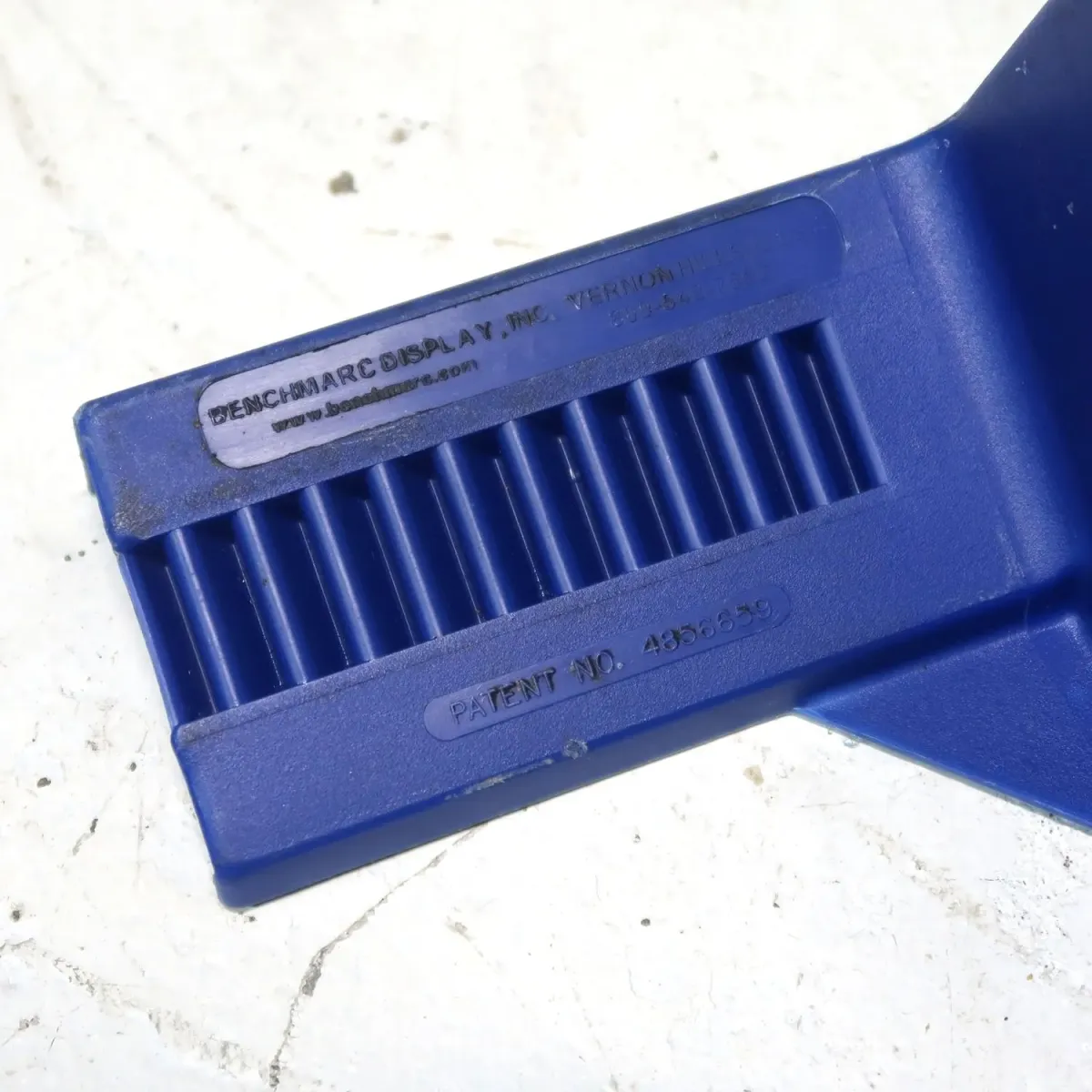 GOOD YEAR タイヤディスプレイラック