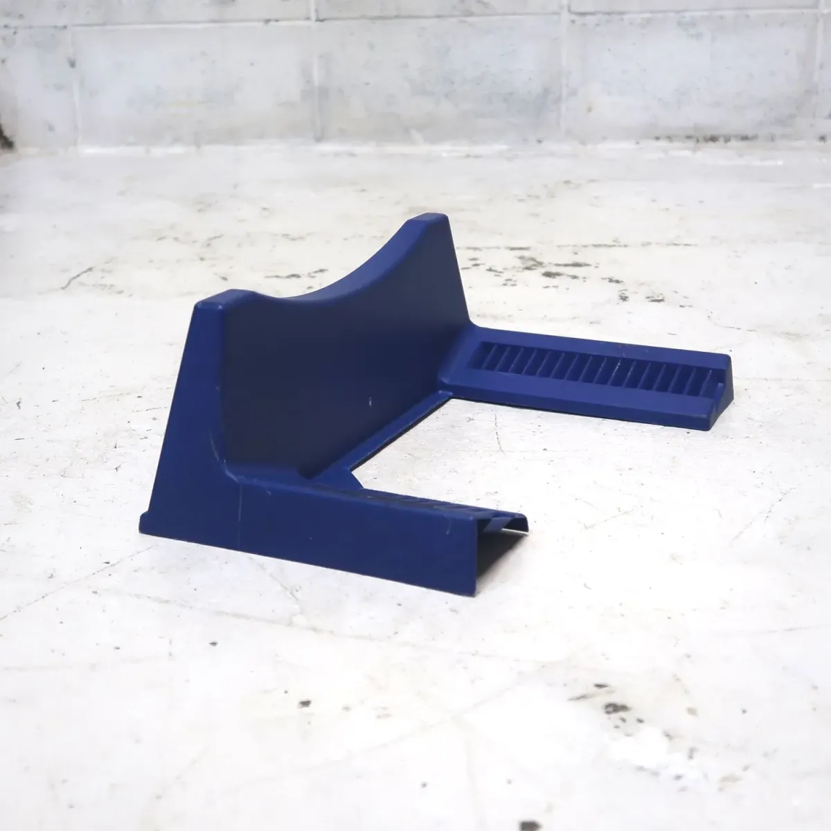 GOOD YEAR タイヤディスプレイラック