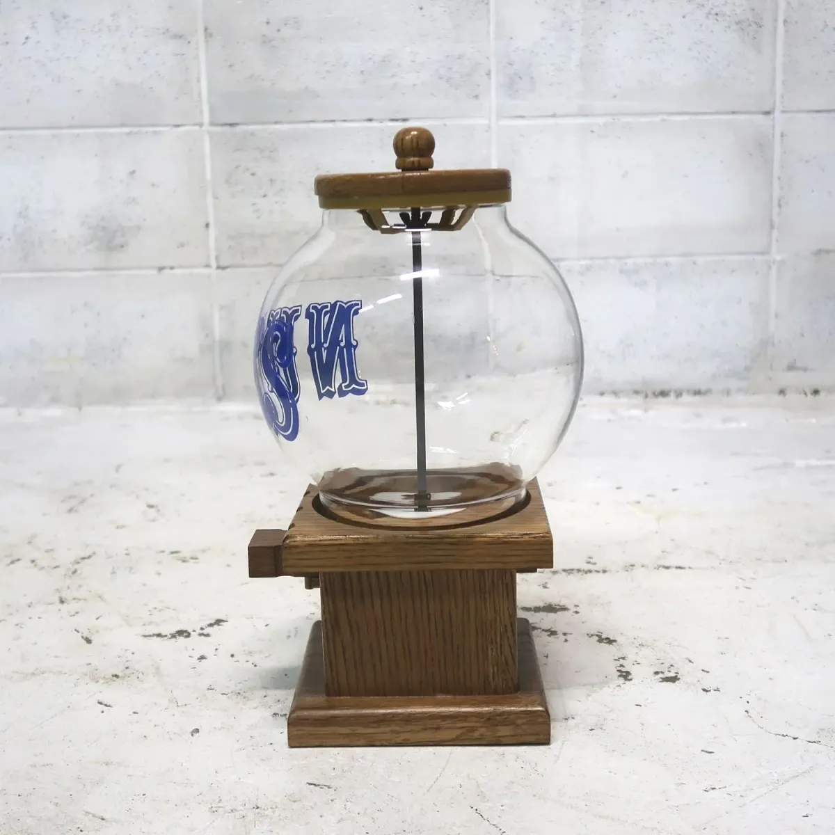 CAROUSEL INDUSTRIES, INC. ビンテージ ナッツマシン