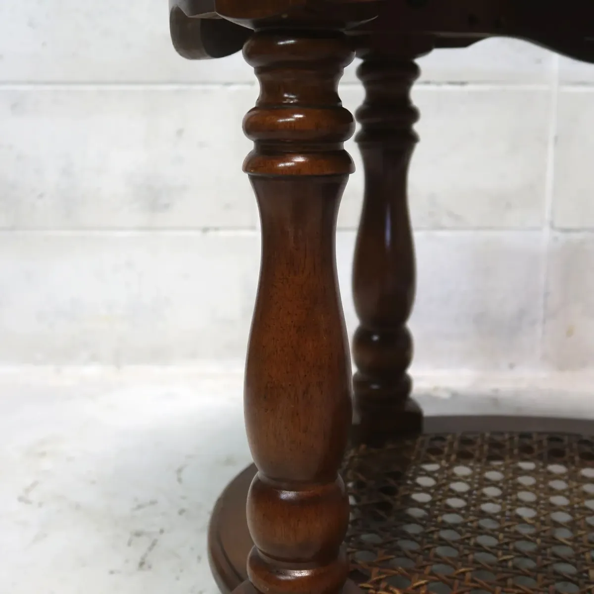 アンティーク ウッド×ラタン サイドテーブル