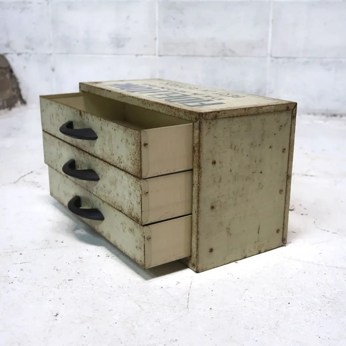 FIDELITONE ビンテージ メタルキャビネット