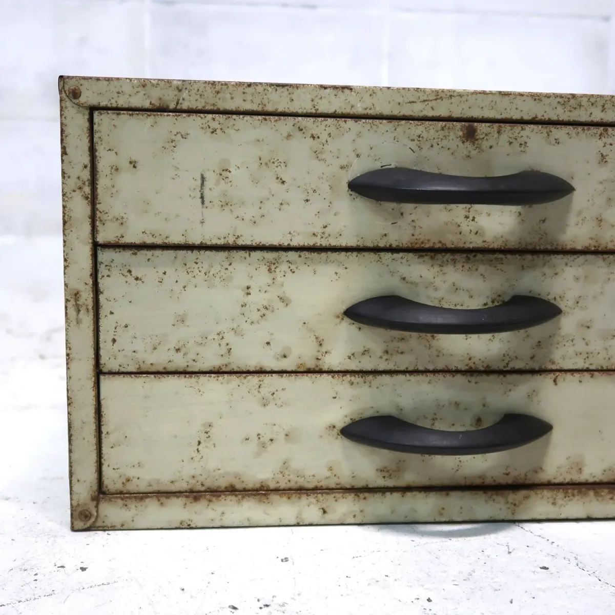 FIDELITONE ビンテージ メタルキャビネット