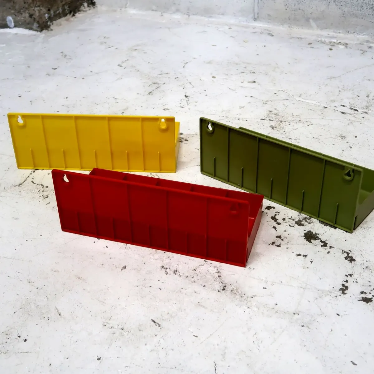 UNIPLASTIC社 ビンテージ ウォールラック