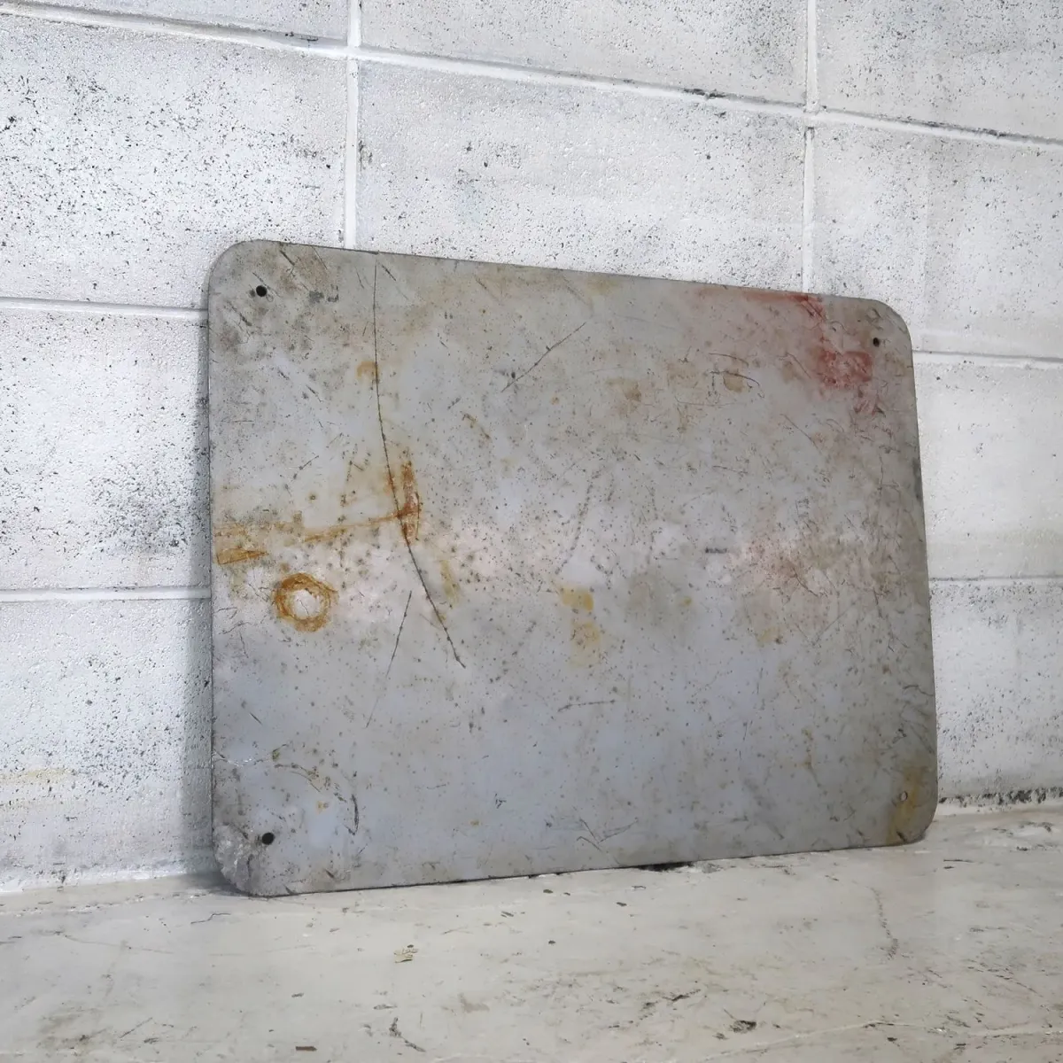 NO TRESPASSING ビンテージ メタルサイン