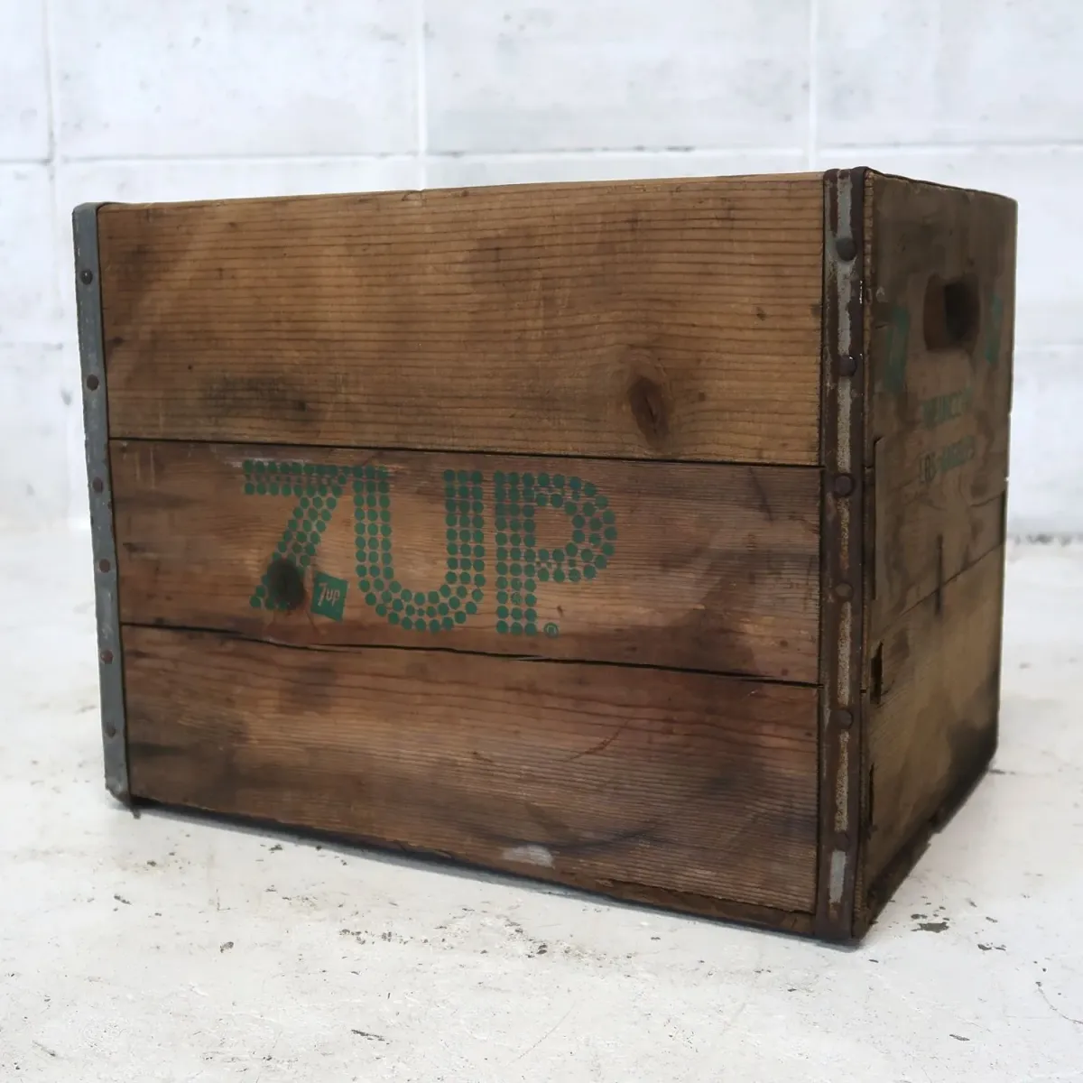 7up ビンテージ ウッドボックス