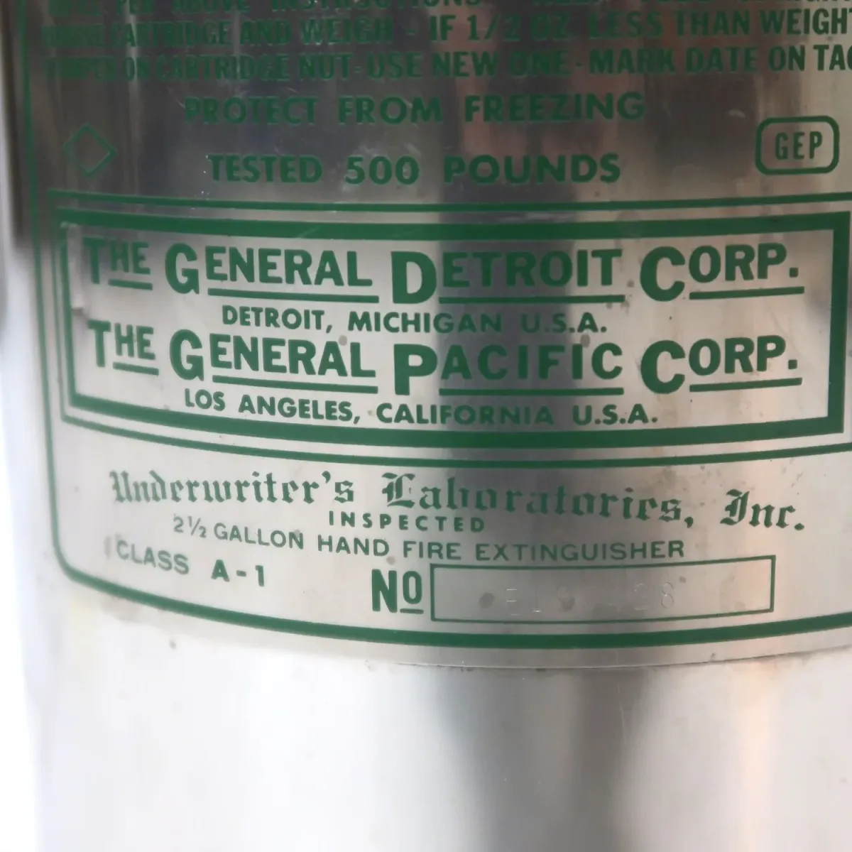 ビンテージ 消火器 クロムメッキ