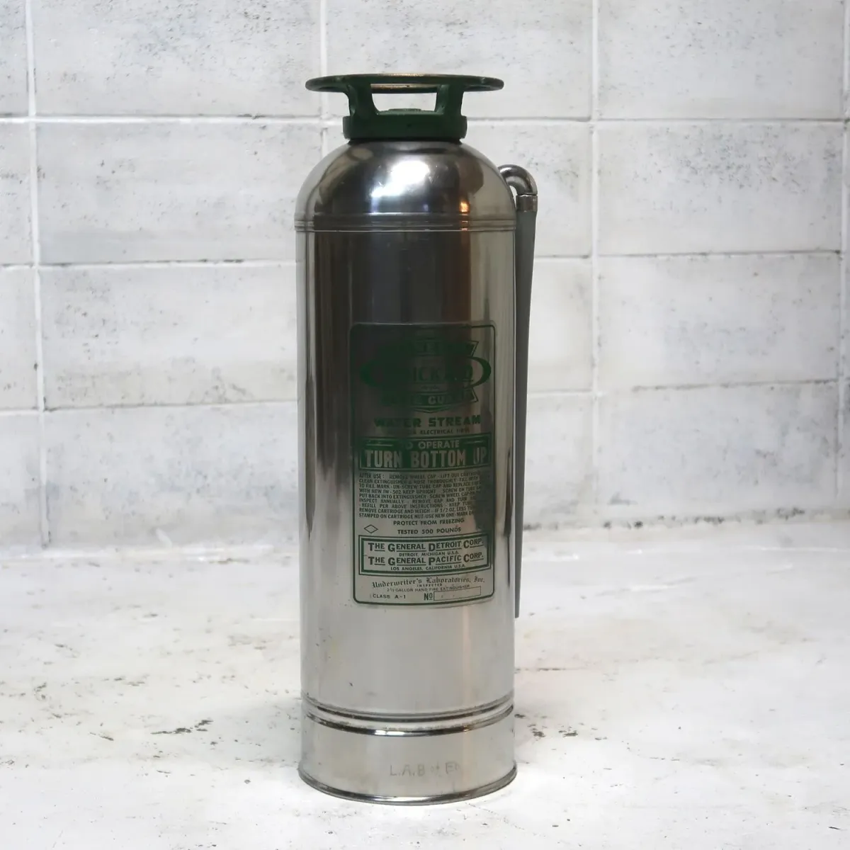 ビンテージ 消火器 クロムメッキ