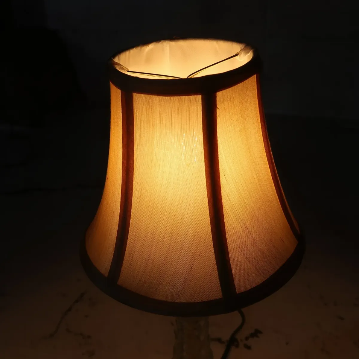 アンティーク ガラスベース テーブルランプ