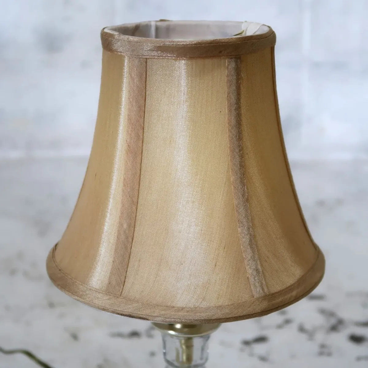 アンティーク ガラスベース テーブルランプ