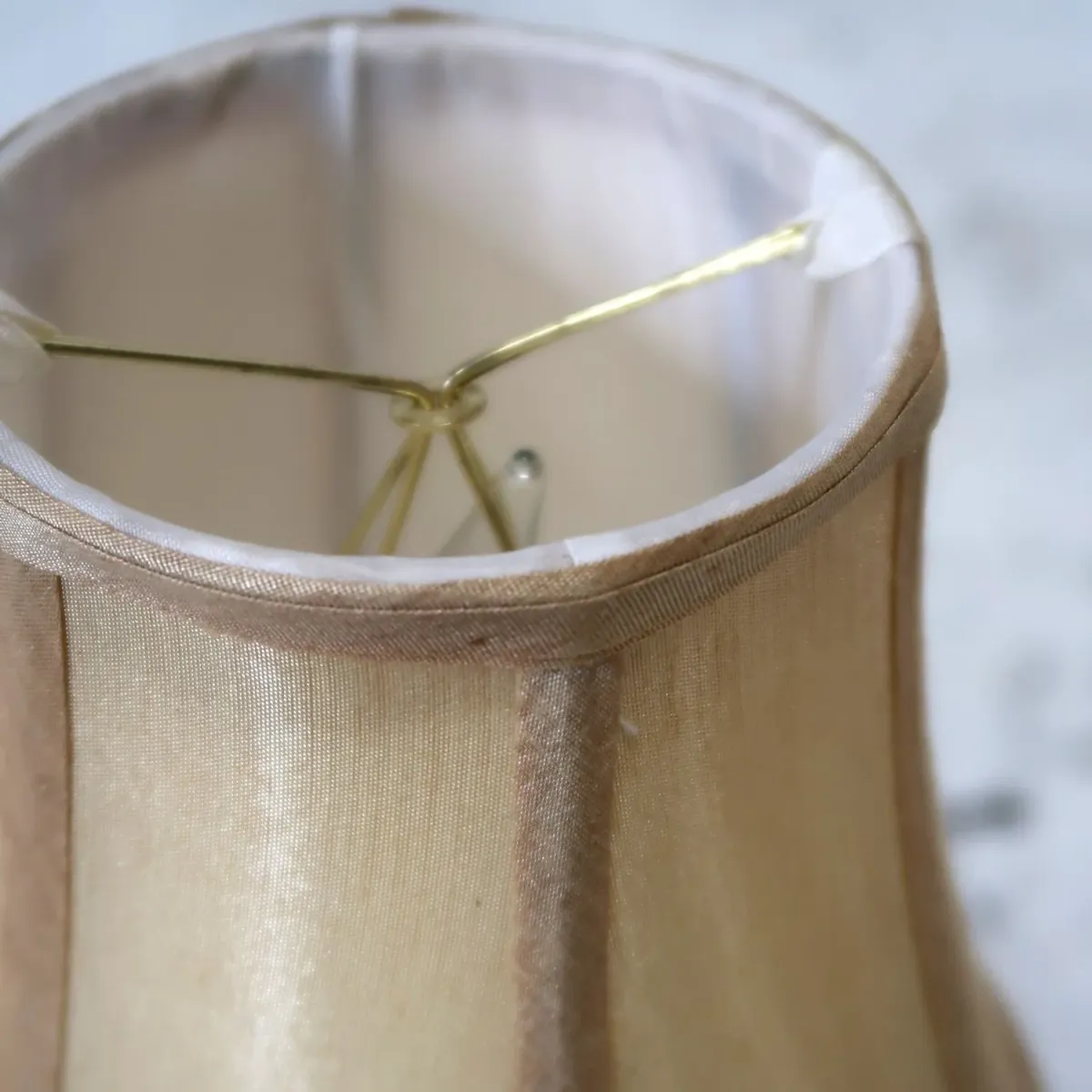 アンティーク ガラスベース テーブルランプ