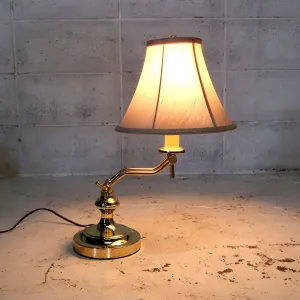 ゴールドメタル テーブルランプ