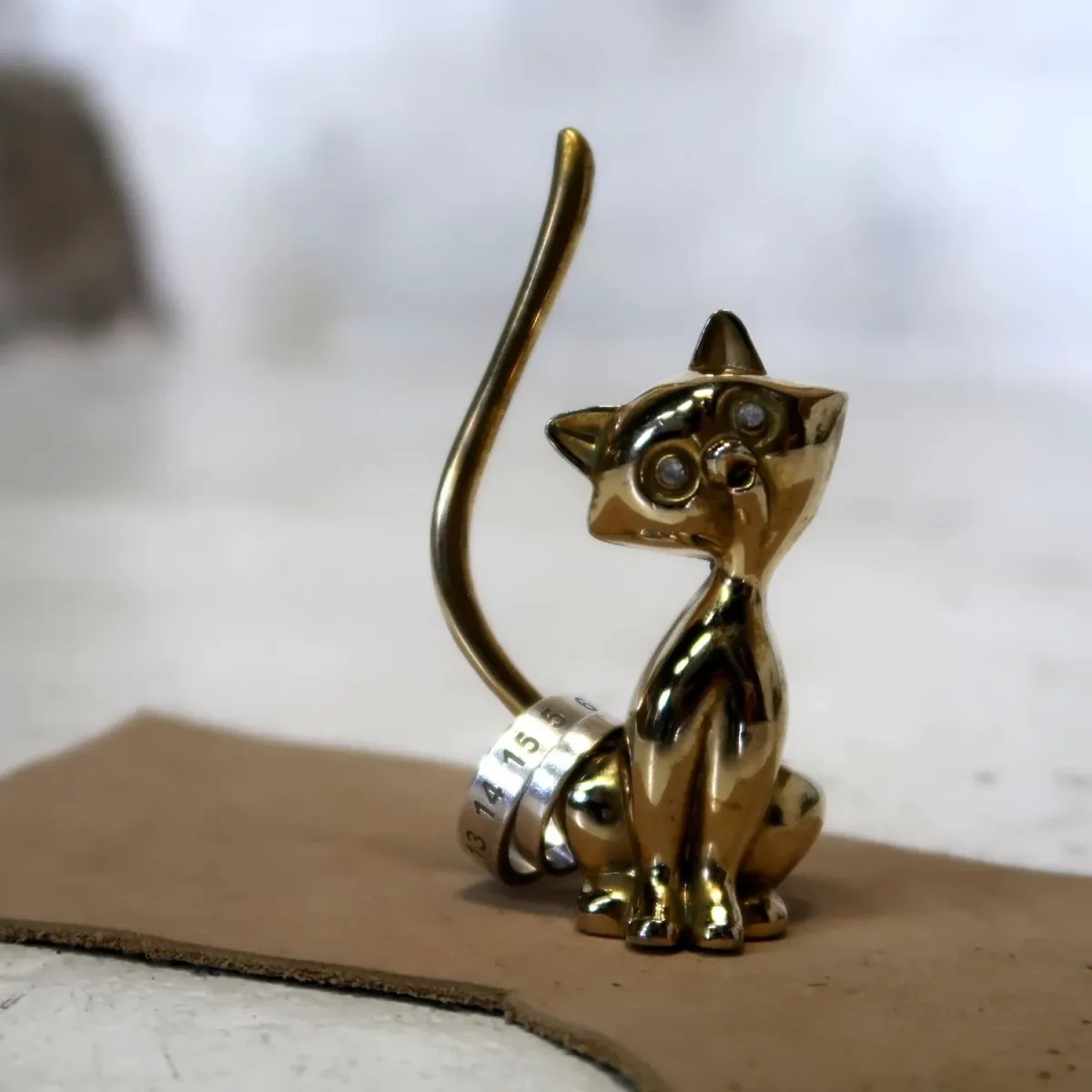 ビンテージ リングホルダー キャットモチーフ 真鍮