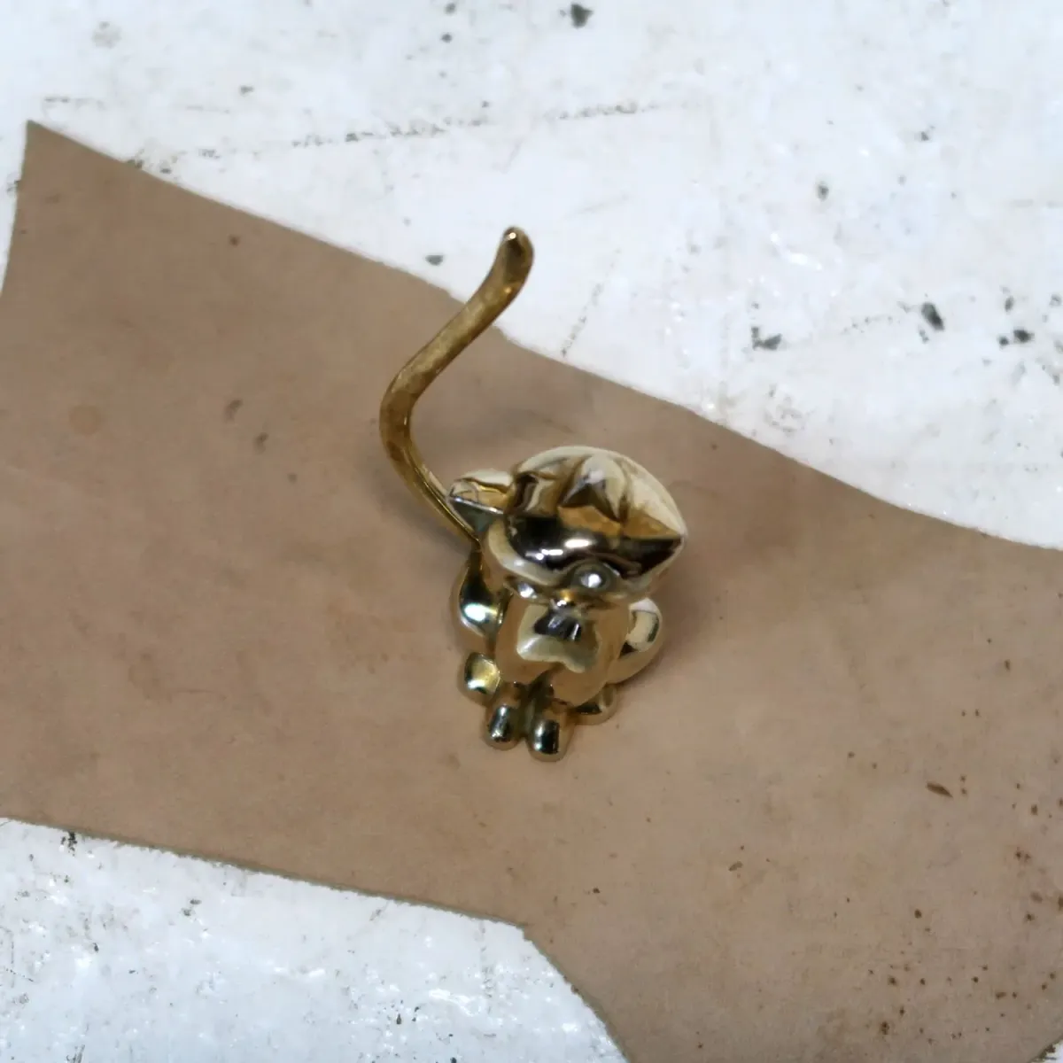 ビンテージ リングホルダー キャットモチーフ 真鍮