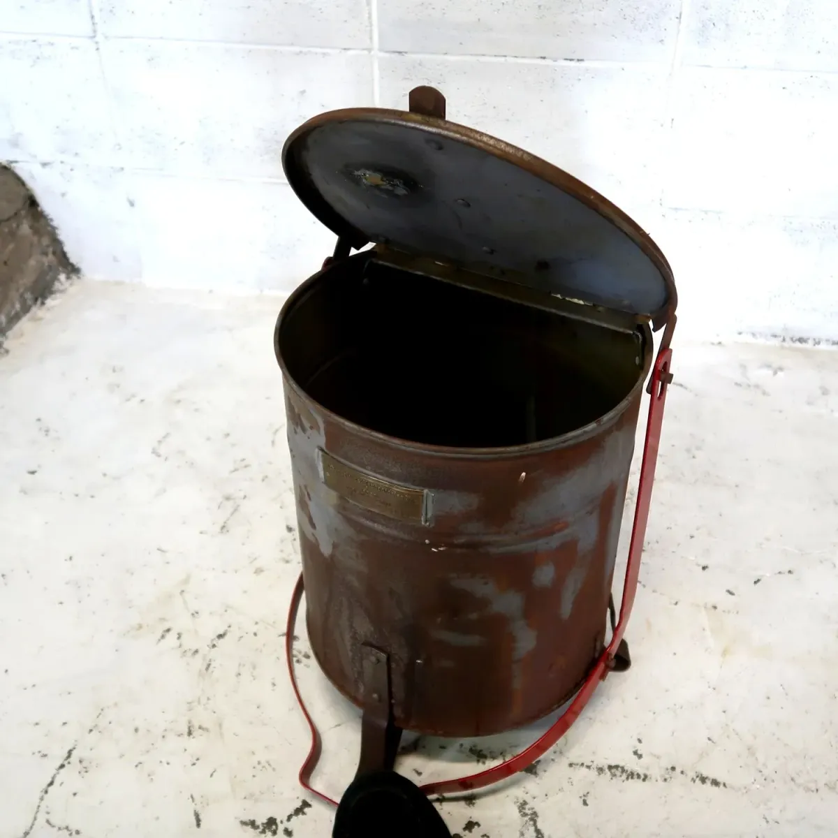 ビンテージ メタルゴミ箱