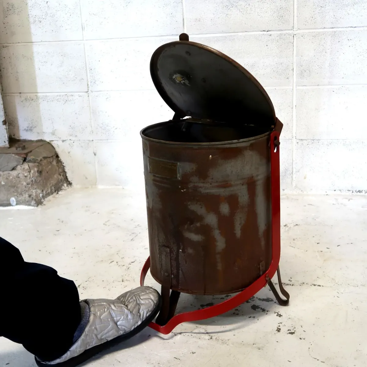 ビンテージ メタルゴミ箱