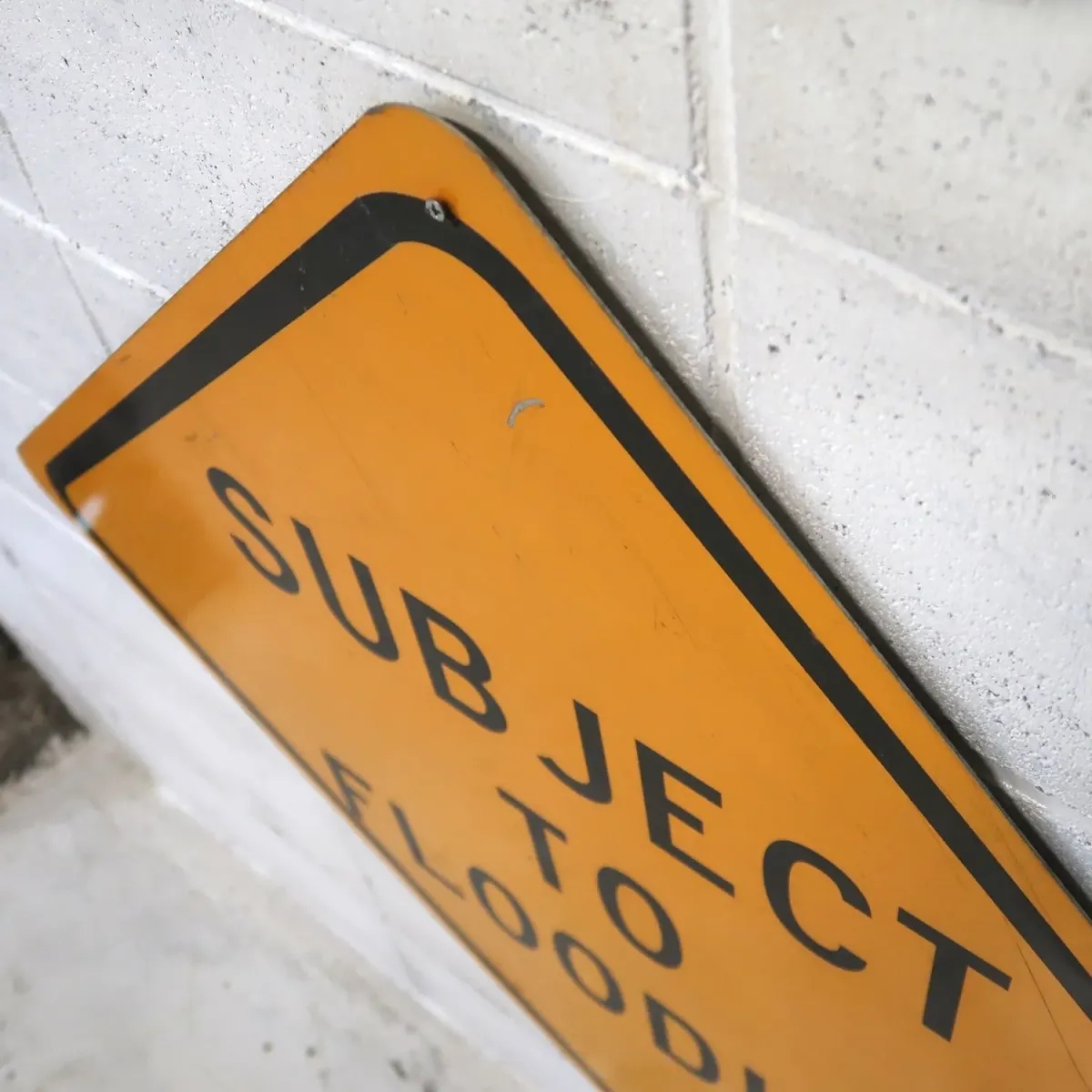 SUBJECT TO FLOODING ビンテージ 大型ロードサイン