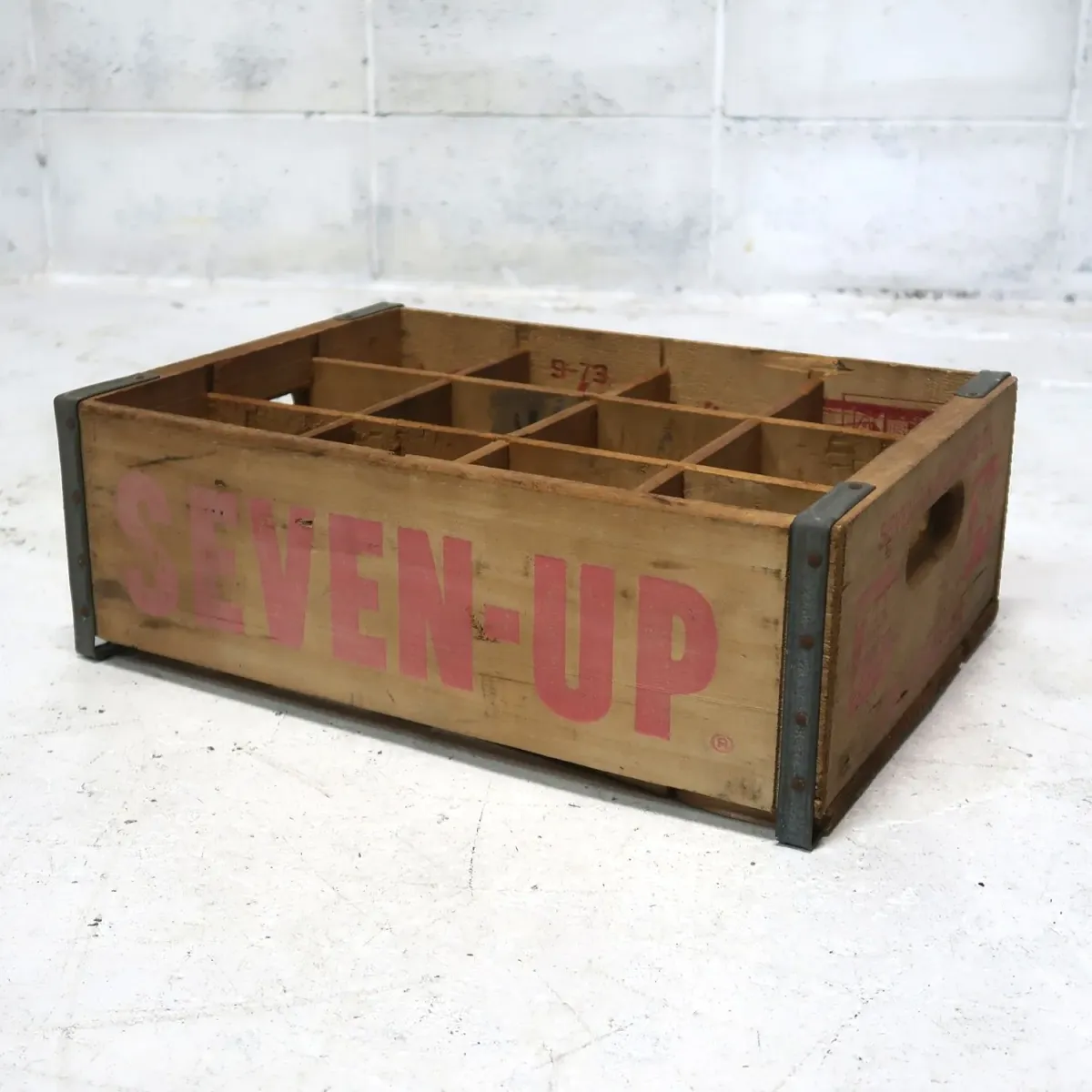 7up ビンテージ ウッドボックス