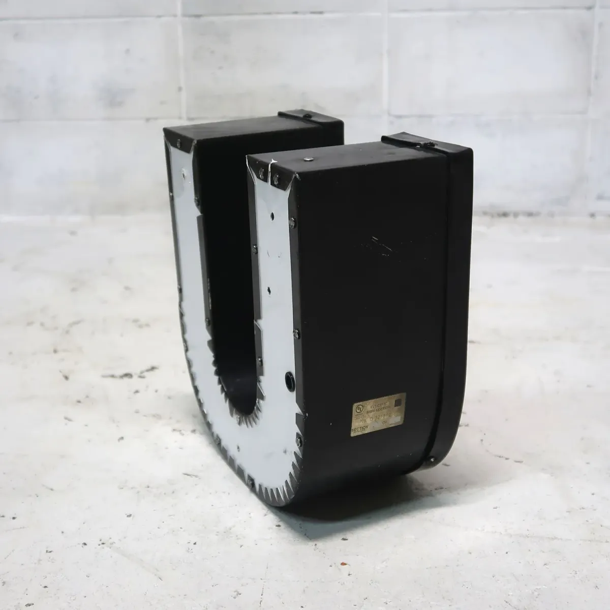 ビンテージ レターサイン U