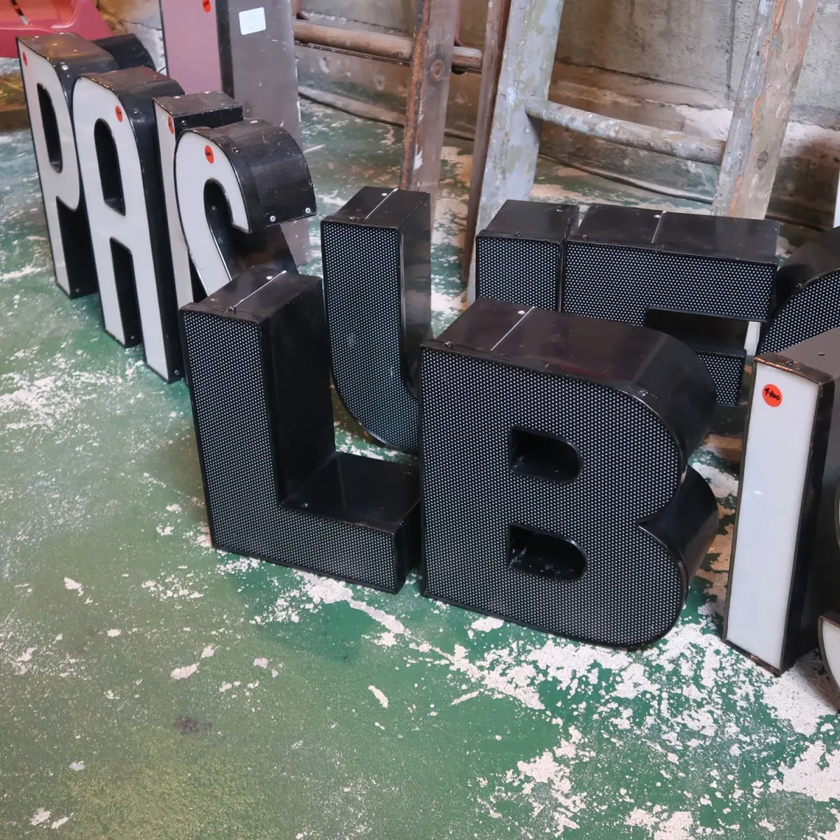 ビンテージ レターサイン L